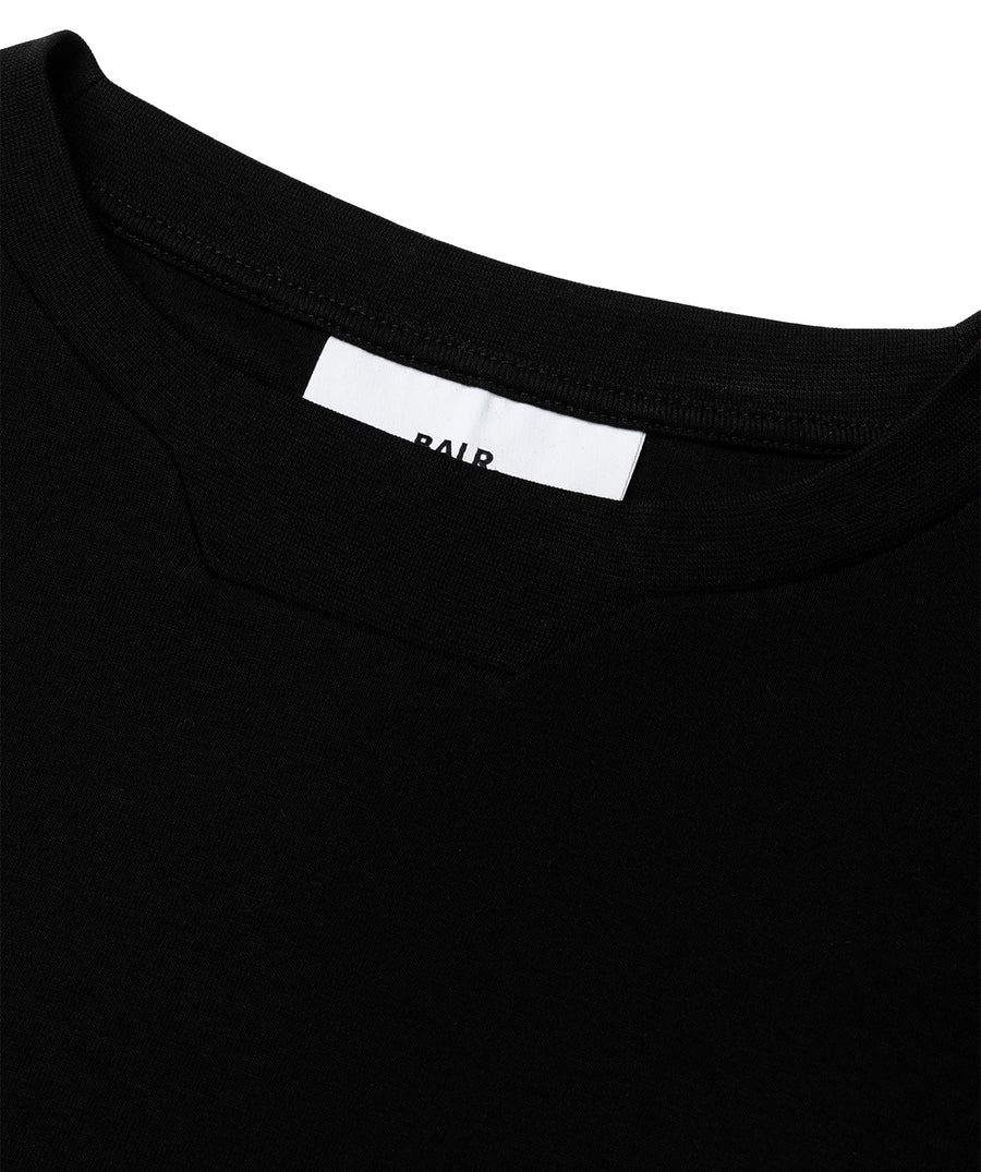 BALR Hex Series T-Shirt B1112.1295 – a premium cotton T-shirt with a modern hexagonal design, sleek branding, and a comfortable fit, perfect for everyday streetwear