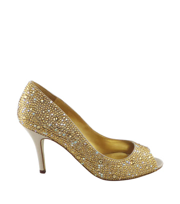 Champagne Benjamin Adams Oslo evening shoes are a toned down version of the vampy platform styles. The Oslo is a gorgeous peep toe pump with crystals encrusted all over. The moderate 3 1/4" heel gives you a bit of height while still preserving comfort.