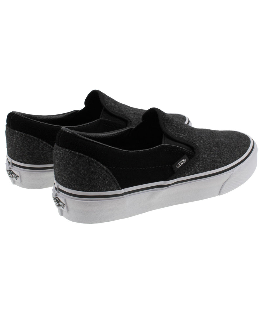 VANS  Classic Slip-On Low Top Sneaker 8F7OSN